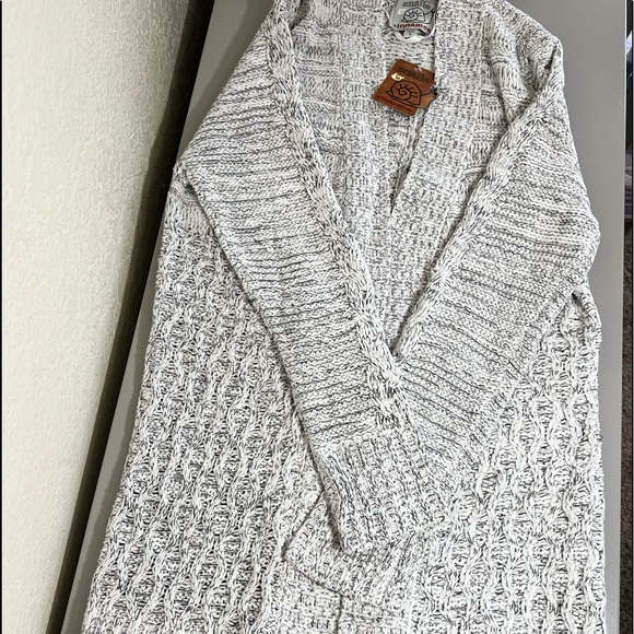Sweaters - Women Cardigan (Small)